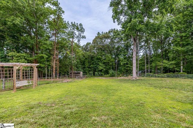 104 Dumbarton Avenue, Simpsonville, SC 29681