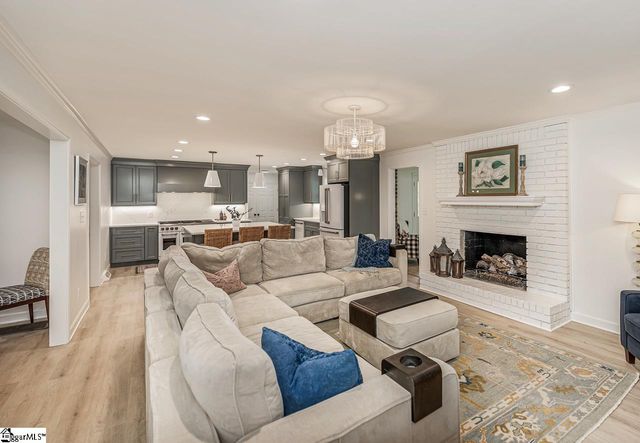 104 Dumbarton Avenue, Simpsonville, SC 29681