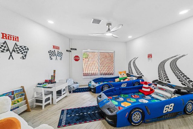 5239 Suffolk Drive, Boca Raton, FL 33496