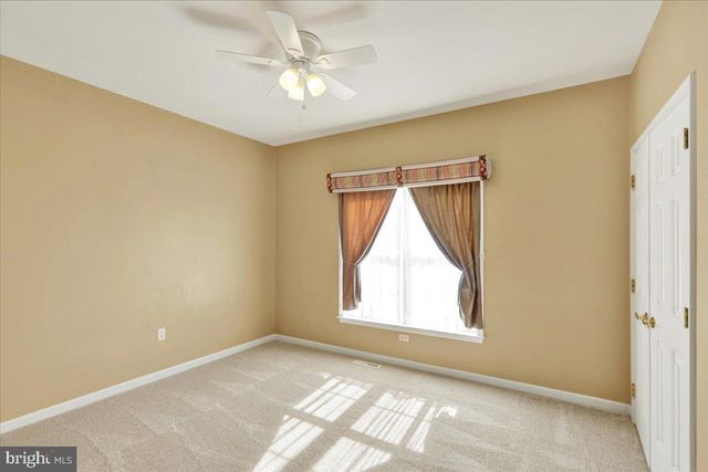 82 FAIRFAX LN, Annville, PA 17003