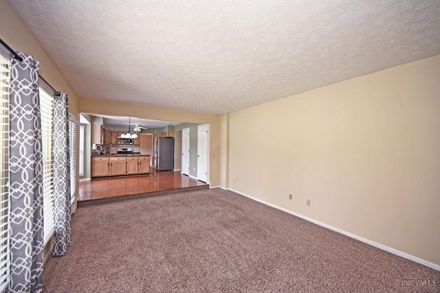 9671 Fox Run Drive, Mason, OH 45040