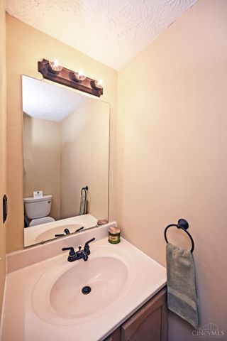 9671 Fox Run Drive, Mason, OH 45040