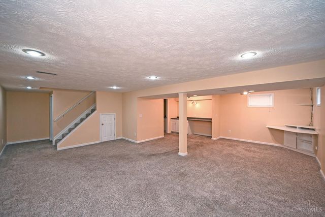 9671 Fox Run Drive, Mason, OH 45040