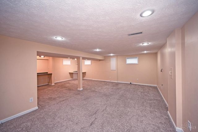 9671 Fox Run Drive, Mason, OH 45040