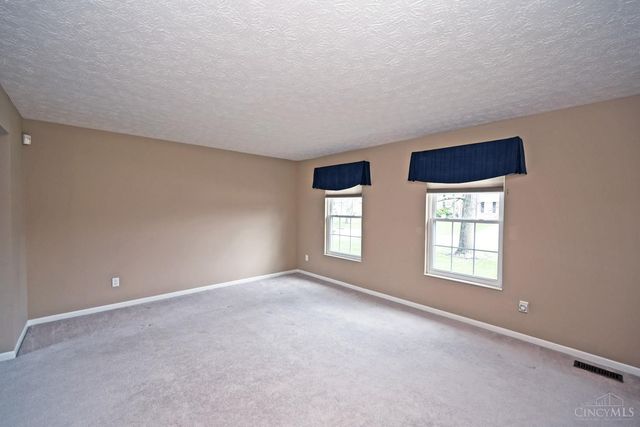 9671 Fox Run Drive, Mason, OH 45040