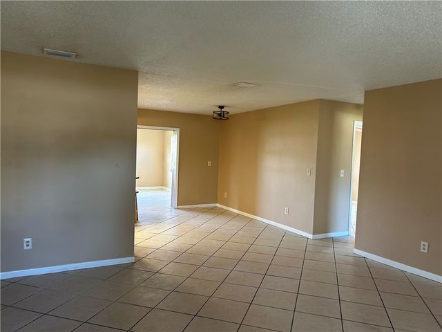 558 Fleming Street, Sebastian, FL 32958