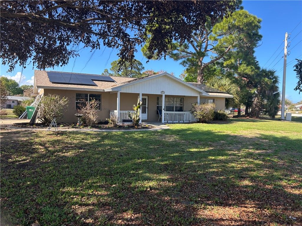 558 Fleming Street, Sebastian, FL 32958