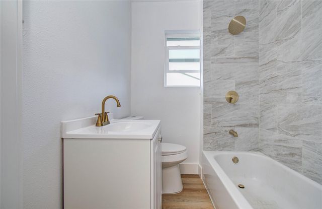 408 Randall Street 6, Pasadena, TX 77506