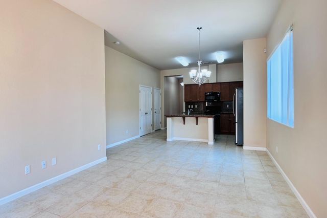 10639 N Dearing Avenue, Fresno, CA 93730