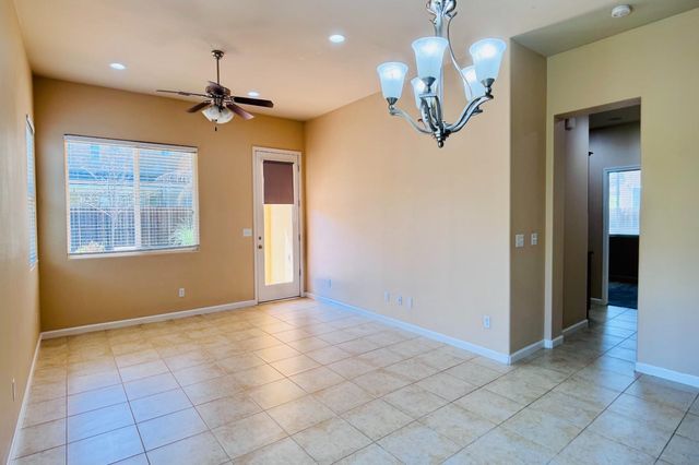 10639 N Dearing Avenue, Fresno, CA 93730
