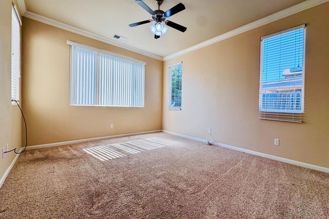 10639 N Dearing Avenue, Fresno, CA 93730