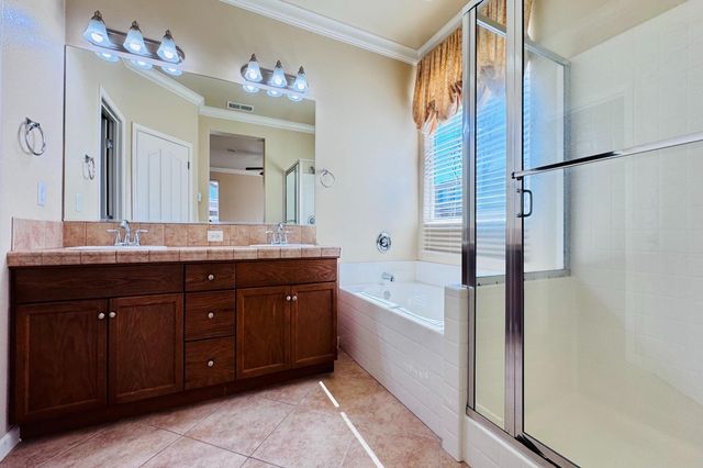 10639 N Dearing Avenue, Fresno, CA 93730