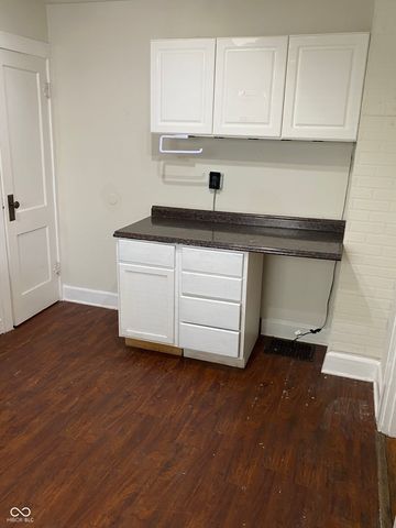 1223 N Oxford Street, Indianapolis, IN 46201