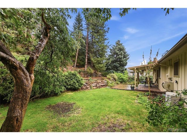 961 S Foothill Dr, Lakewood, CO 80228