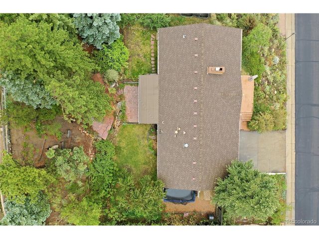 961 S Foothill Dr, Lakewood, CO 80228