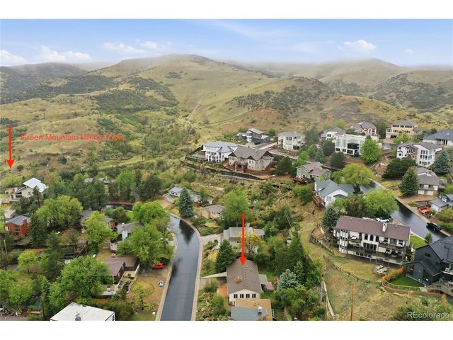 961 S Foothill Dr, Lakewood, CO 80228