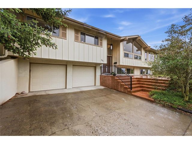 961 S Foothill Dr, Lakewood, CO 80228