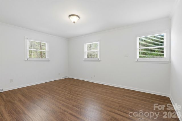 6017 Caroline Drive, Matthews, NC 28104