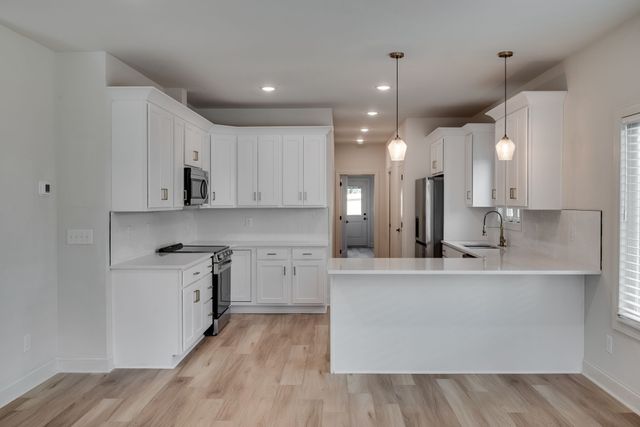 2401B Inga St, Nashville, TN 37206