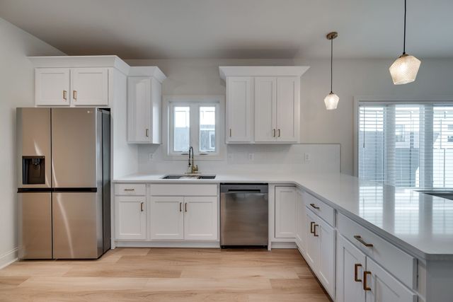 2401B Inga St, Nashville, TN 37206