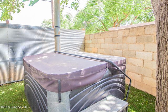 119 Pony Express Trail, Lubbock, TX 79404