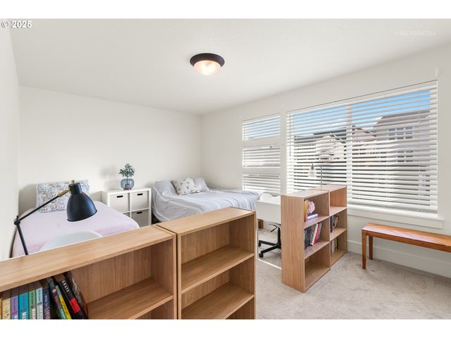 12305 Sw SILVERTIP St, Beaverton, OR 97007