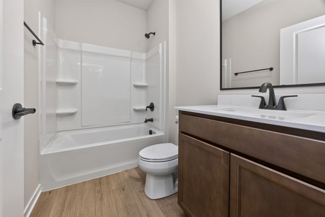 1614 Garland Avenue, Norwalk, IA 50211