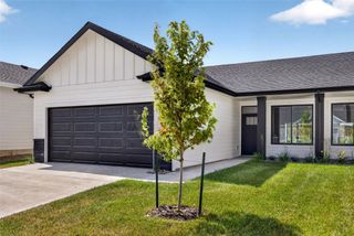 1614 Garland Avenue, Norwalk, IA 50211