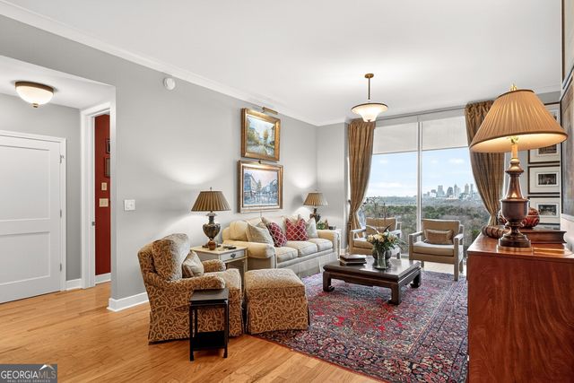 2795 Peachtree Road NE 1406, Atlanta, GA 30305