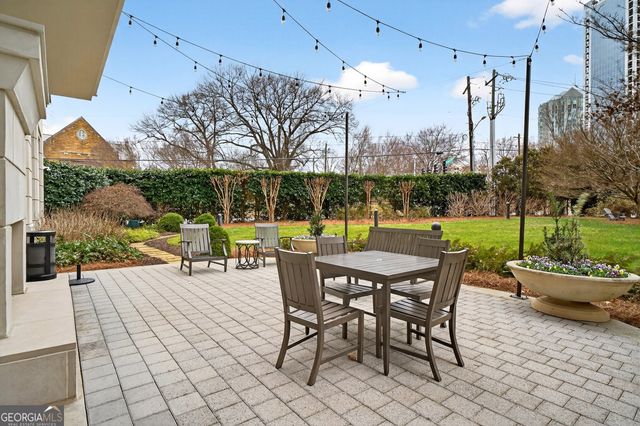 2795 Peachtree Road NE 1406, Atlanta, GA 30305