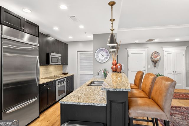 2795 Peachtree Road NE 1406, Atlanta, GA 30305