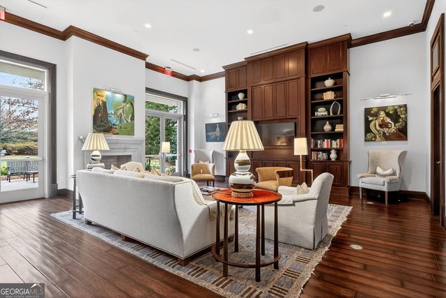 2795 Peachtree Road NE 1406, Atlanta, GA 30305