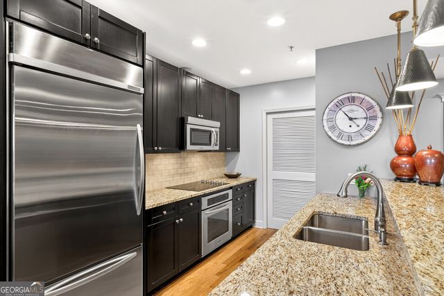 2795 Peachtree Road NE 1406, Atlanta, GA 30305