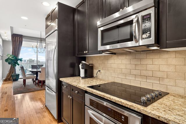 2795 Peachtree Road NE 1406, Atlanta, GA 30305