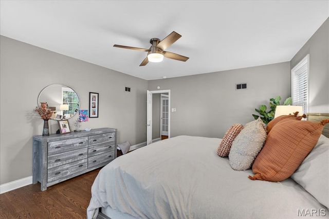 326 Luther Lane, Glendale, MO 63122