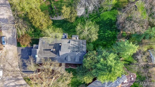 326 Luther Lane, Glendale, MO 63122