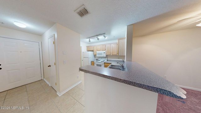 7701 TIMBERLIN PARK Boulevard 1022, Jacksonville, FL 32256