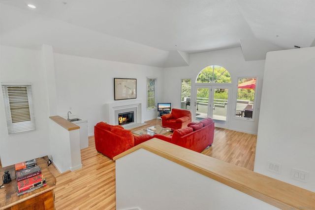 866 Del Mar Downs, San Diego, CA 92075