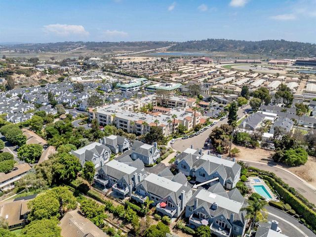 866 Del Mar Downs, San Diego, CA 92075