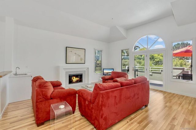 866 Del Mar Downs, San Diego, CA 92075