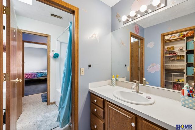 2508 SW 15th Street, Lincoln, NE 68522