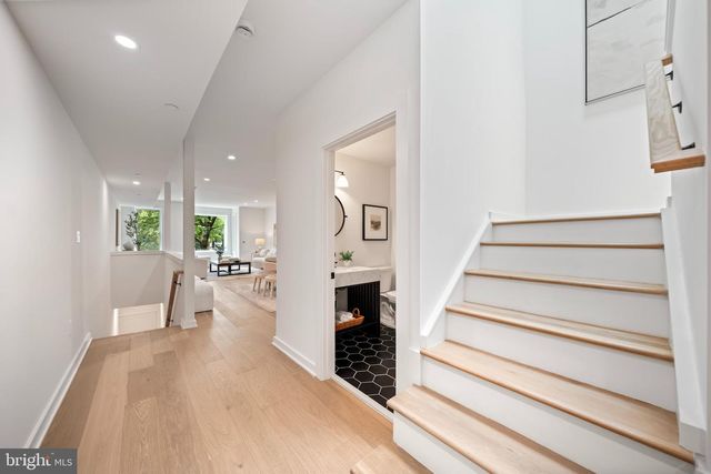 131 11 ST NE #3, Washington, DC 20002