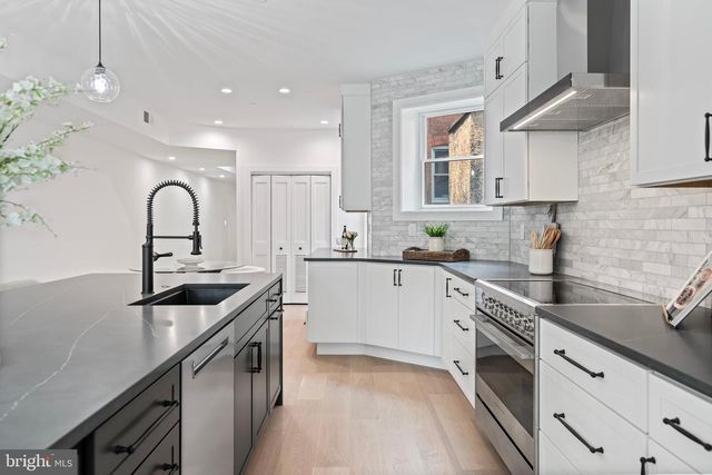 131 11 ST NE #3, Washington, DC 20002