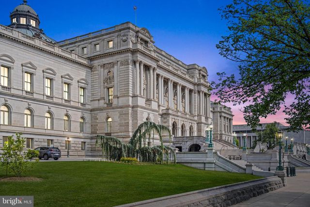 131 11 ST NE #3, Washington, DC 20002