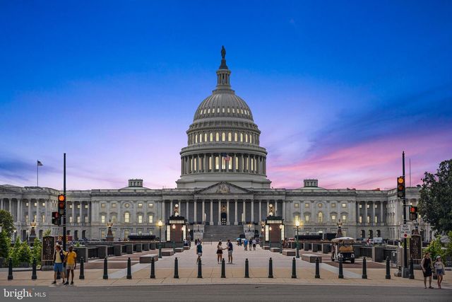 131 11 ST NE #3, Washington, DC 20002