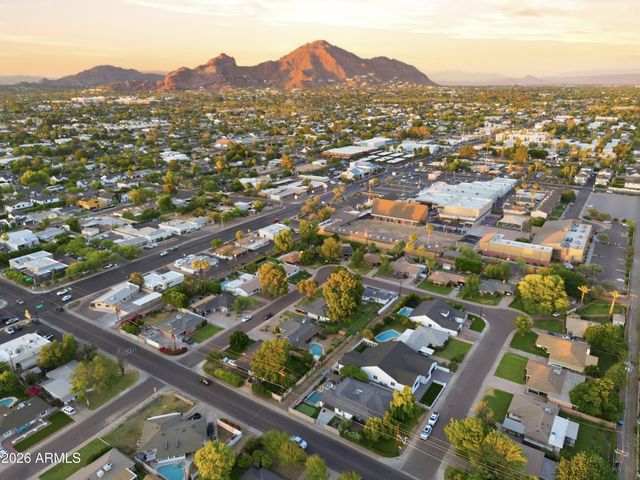 3801 E AMELIA Avenue, Phoenix, AZ 85018
