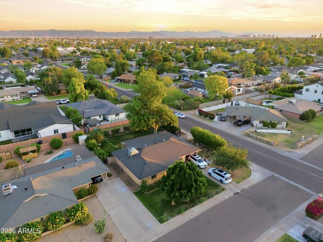 3801 E AMELIA Avenue, Phoenix, AZ 85018