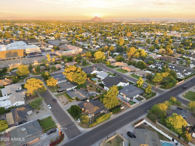 3801 E AMELIA Avenue, Phoenix, AZ 85018