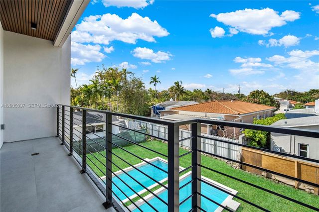 1501 SW 21 St, Miami, FL 33145