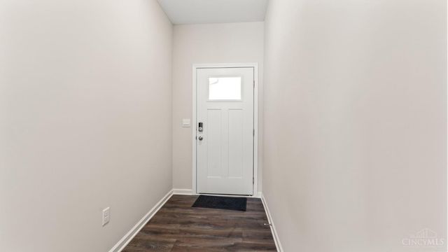 1880 Vista Lake Drive, Goshen Twp, OH 45122